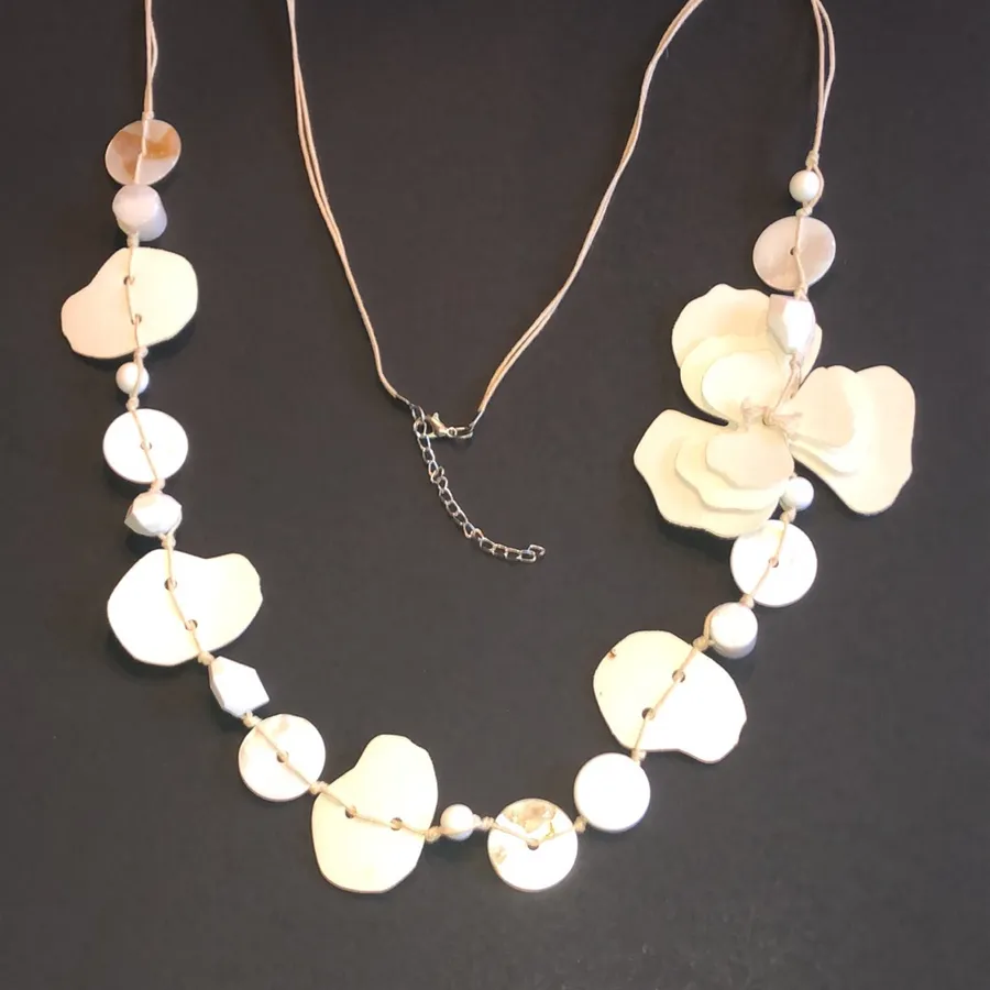 Elegant Off White Floral Boho Statement Necklace