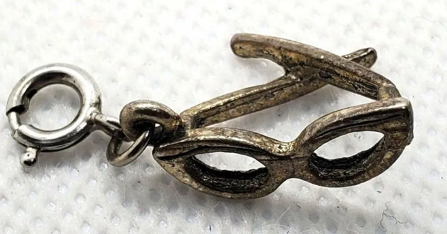 Silver Tone Glasses Charm Silver