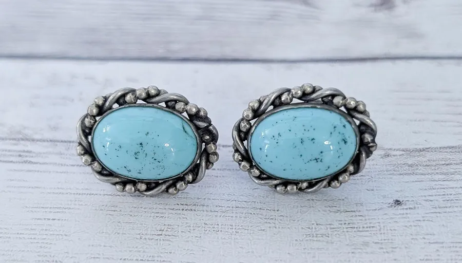 Vintage Screw On Earrings Turquoise Tone with Twisted Silver Tone Halo Blue