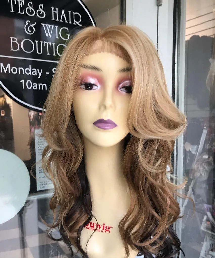 Lacefront middle Part Blonde Brown ombré New Wig