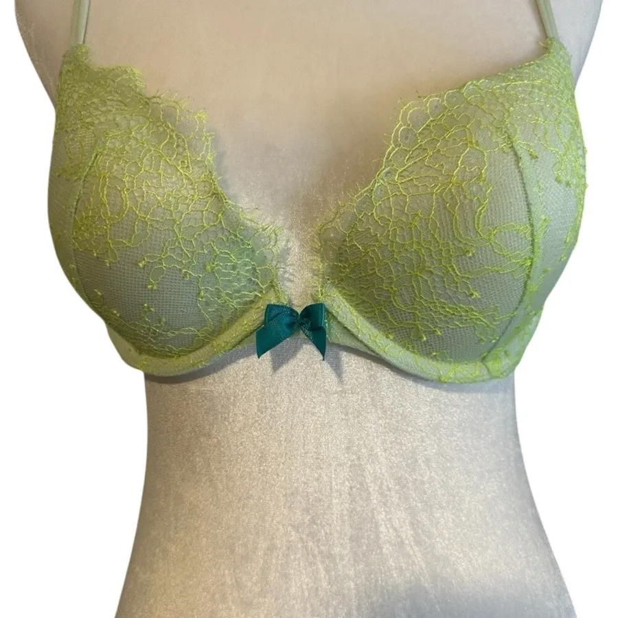 Victoria Secret Very Sexy Push-Up Bra Womens 36B Green Lace Bow Lingerie