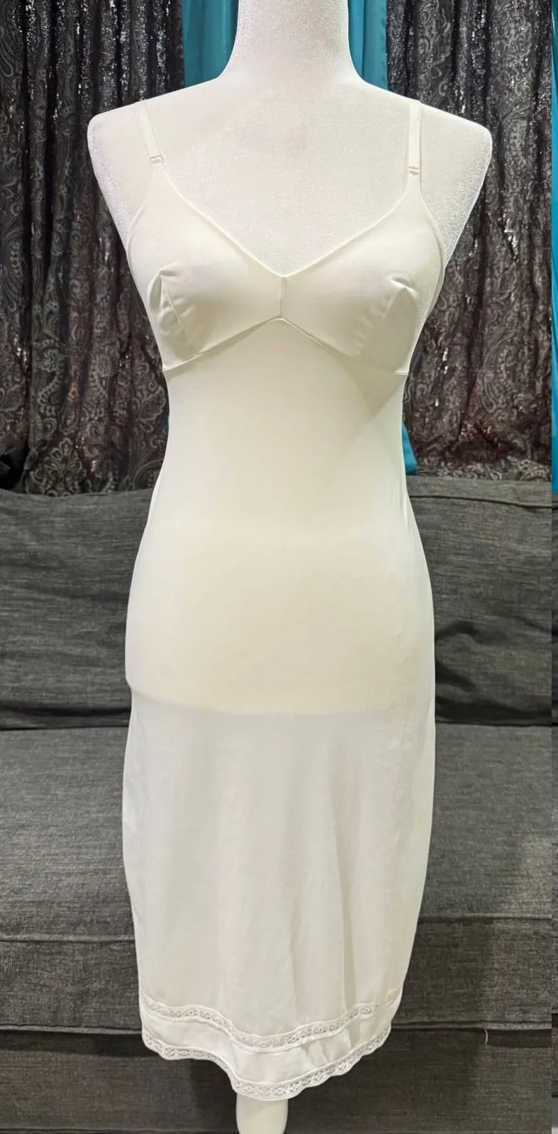 Vintage White Full Slip Lace Trim Adjustable Spaghetti Straps V