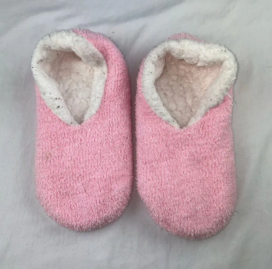 Fuzzy slippers Pink