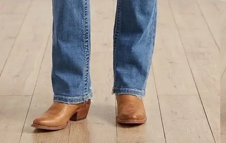 Wrangler Willow Ultimate Riding Jean Mid Rise Bootcut Embroidered Whiskered 34