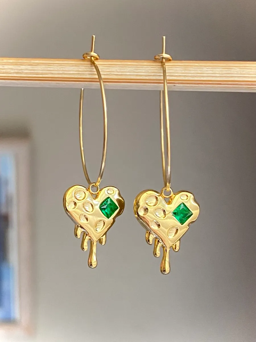 Handmade fully gold tone stainless green glass crystal heart chic vintage retro style hoop earrings💚👼