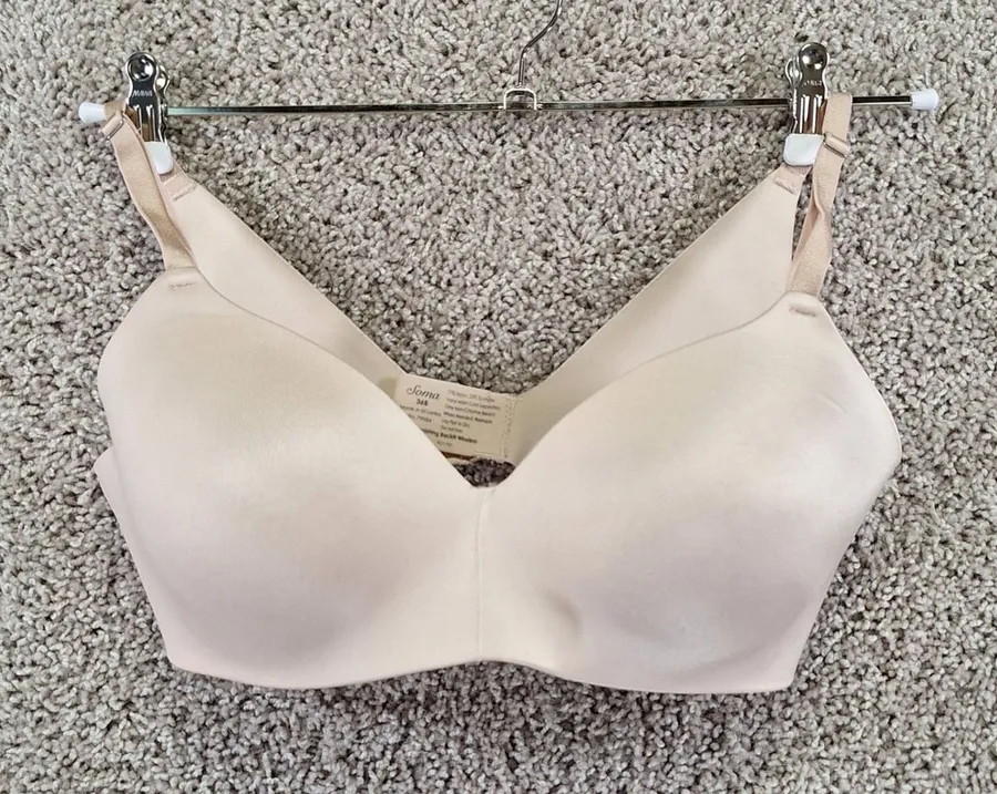 Soma Bra Womens 36B Nude Vanishing Back Wireless Everyday Comfort Lingerie