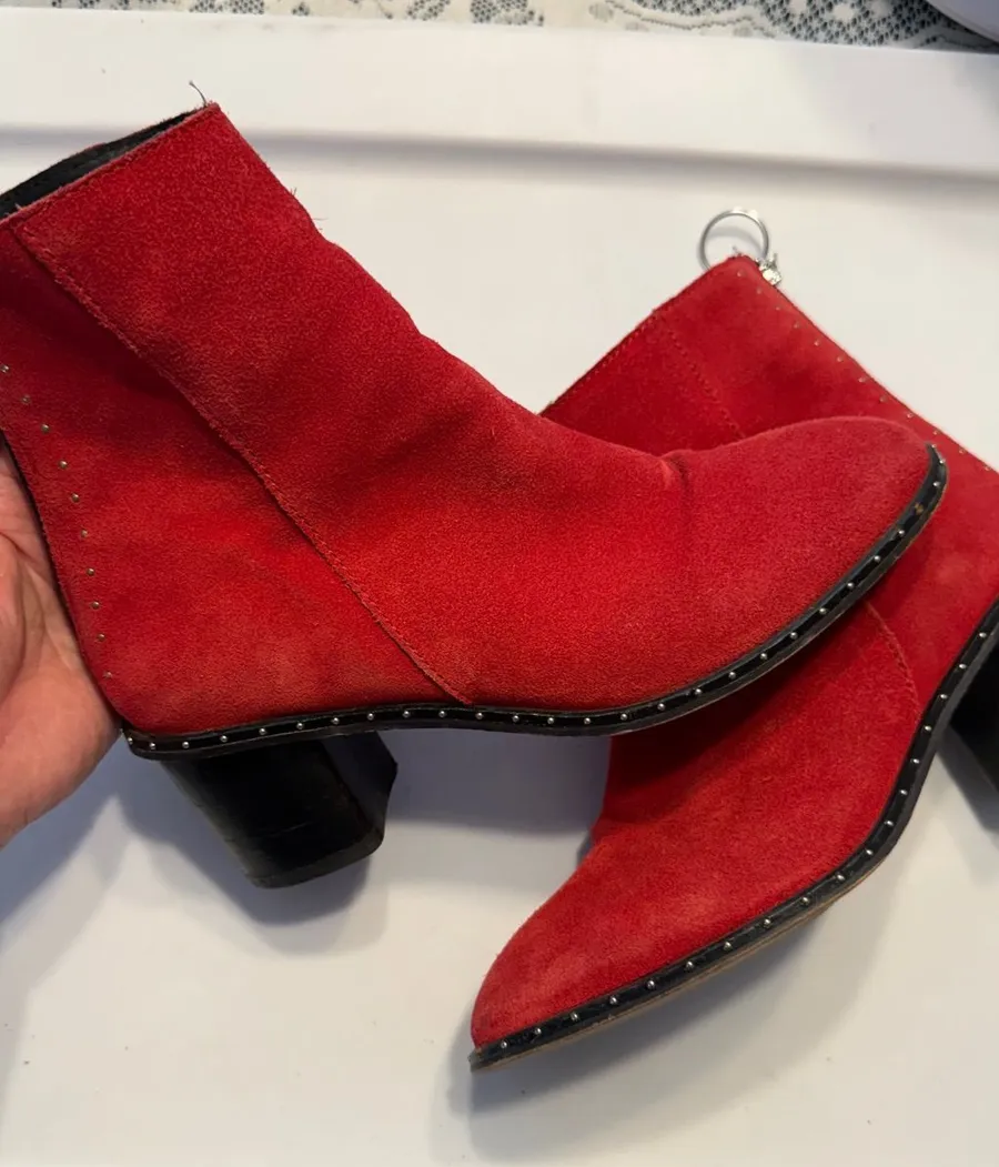 Topshop Red Suede Ankle Boots with Studded Trim - Women's Shoes Sz 37 (6.5)