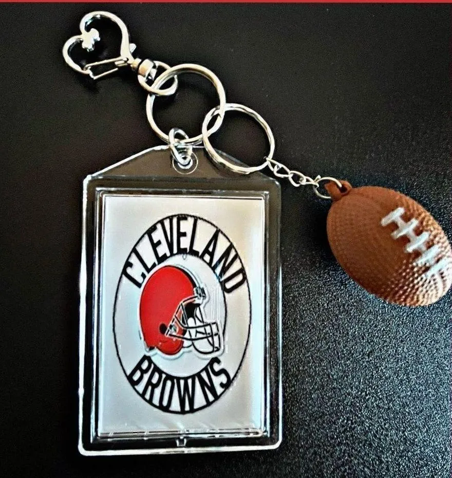 Cleveland Browns Keychain includes Heart Shape Silver Medal Spring Clip