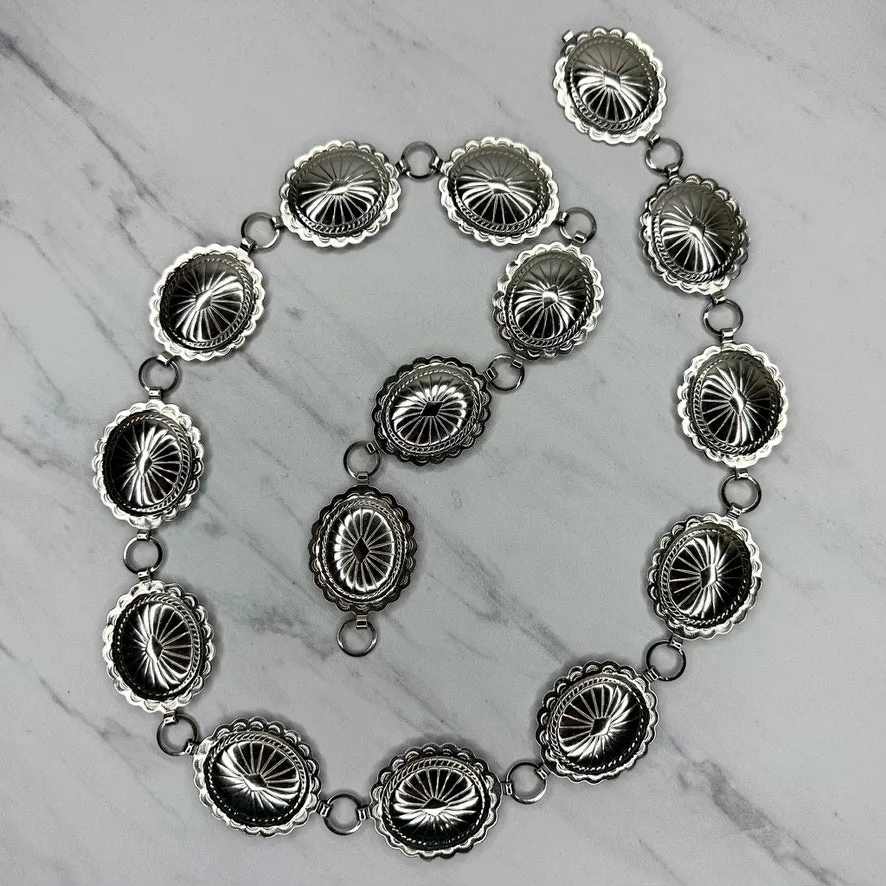 Womens Silver Tone Oval Concho Ribbed Dome Chain Belt Small/Medium (S/M) ✨