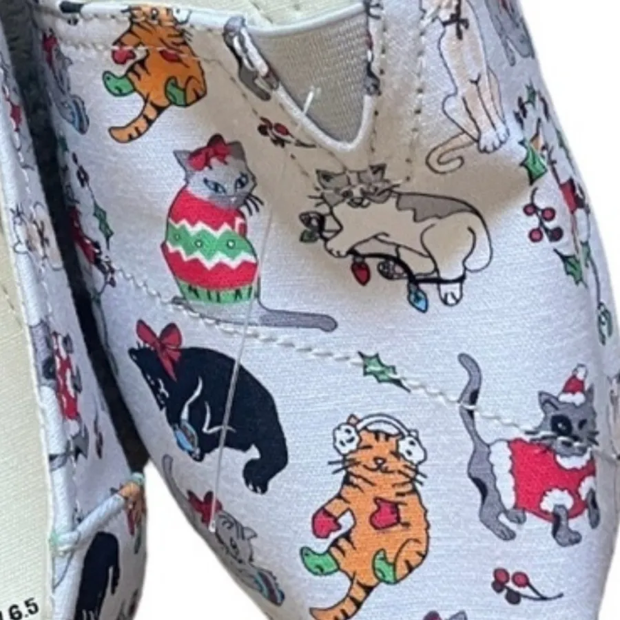 Toms Christmas Cats Shoes 6.5