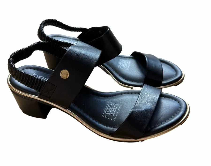 Beira Rio Black Women's Low Block Heel Sandals Size 7