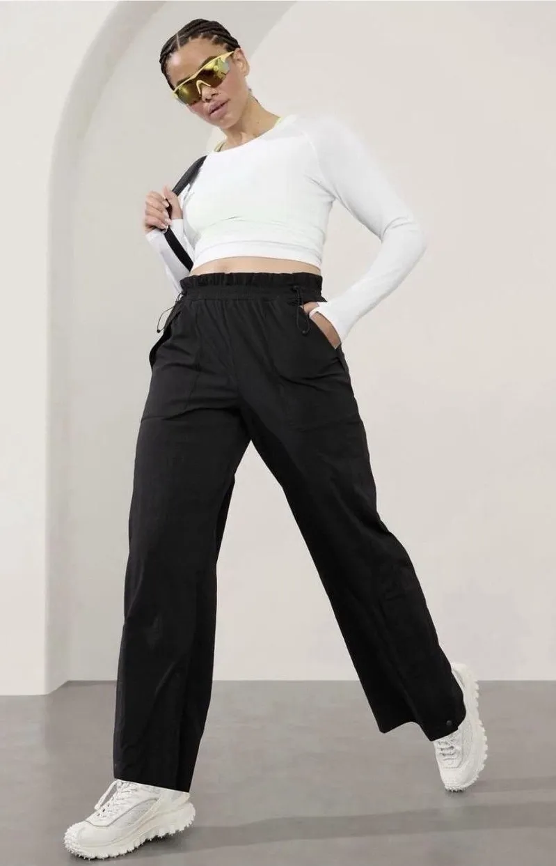 Athleta NEW Trekkie Parachute Pant in Black