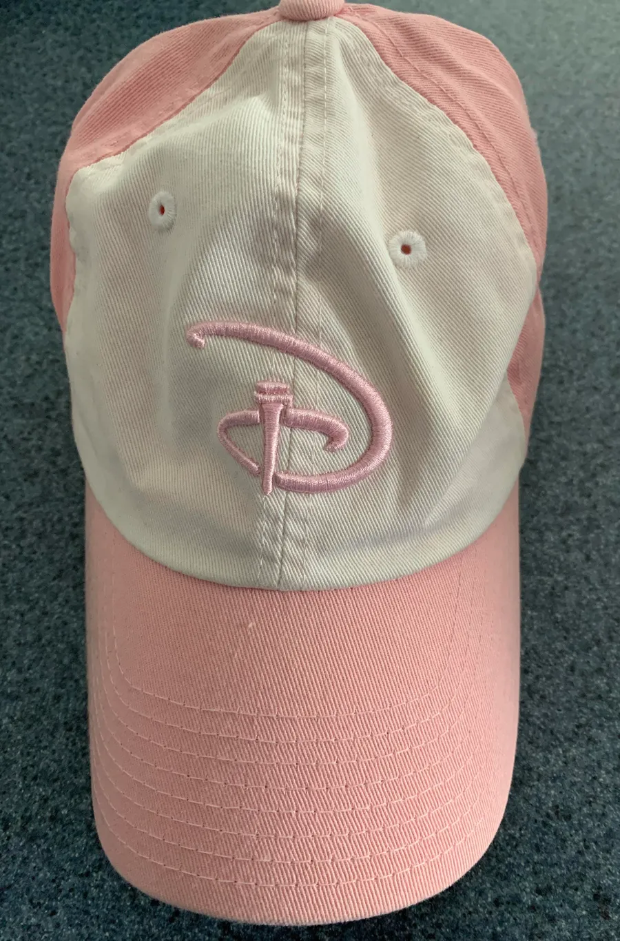 🔴 Vintage Hat