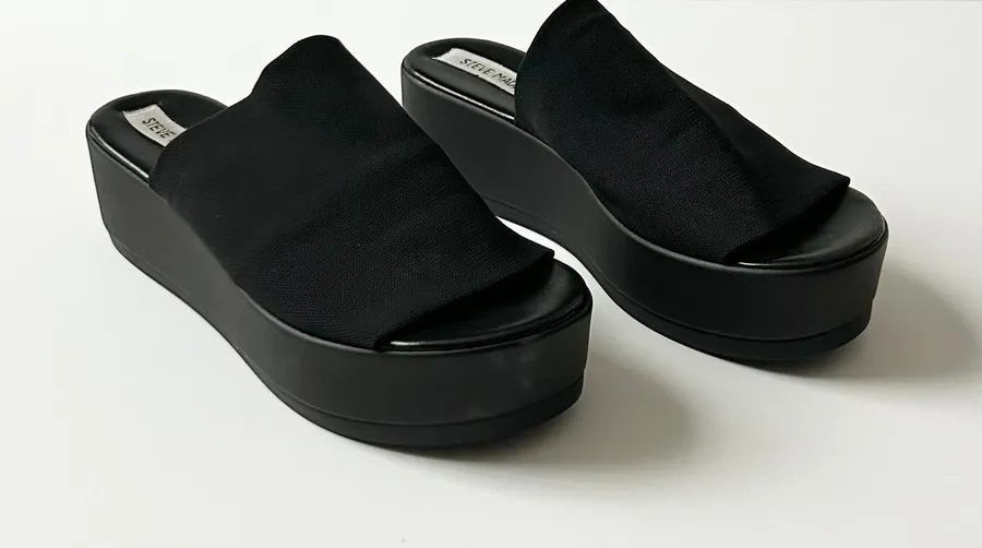 Steve Madden Slinky Platform Sandals Fabric Black 7 Made in Italy Y2K Retro