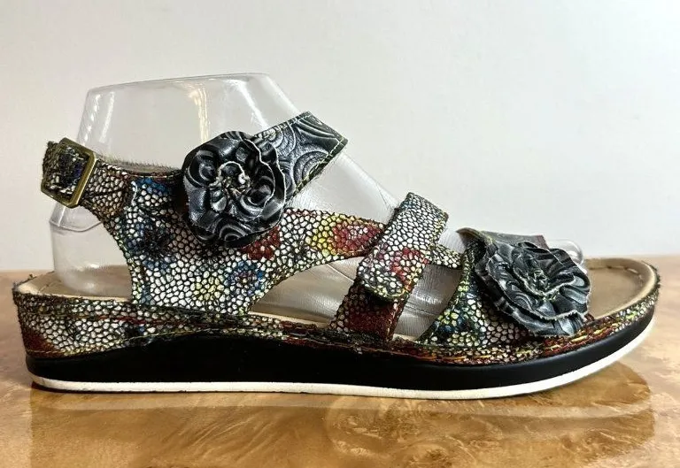 L'Artiste Spring Step Joelina Women's 39 8.5 Gray Multi Leather Wedge Sandals