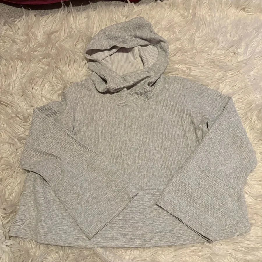 Lululemon Textured Hoodie Pullover Gray Oversized Small Cropped