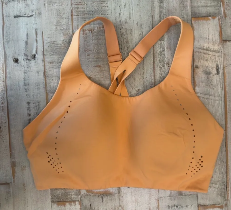 Lululemon Sports Bra | Size 38D | Beige | High Support