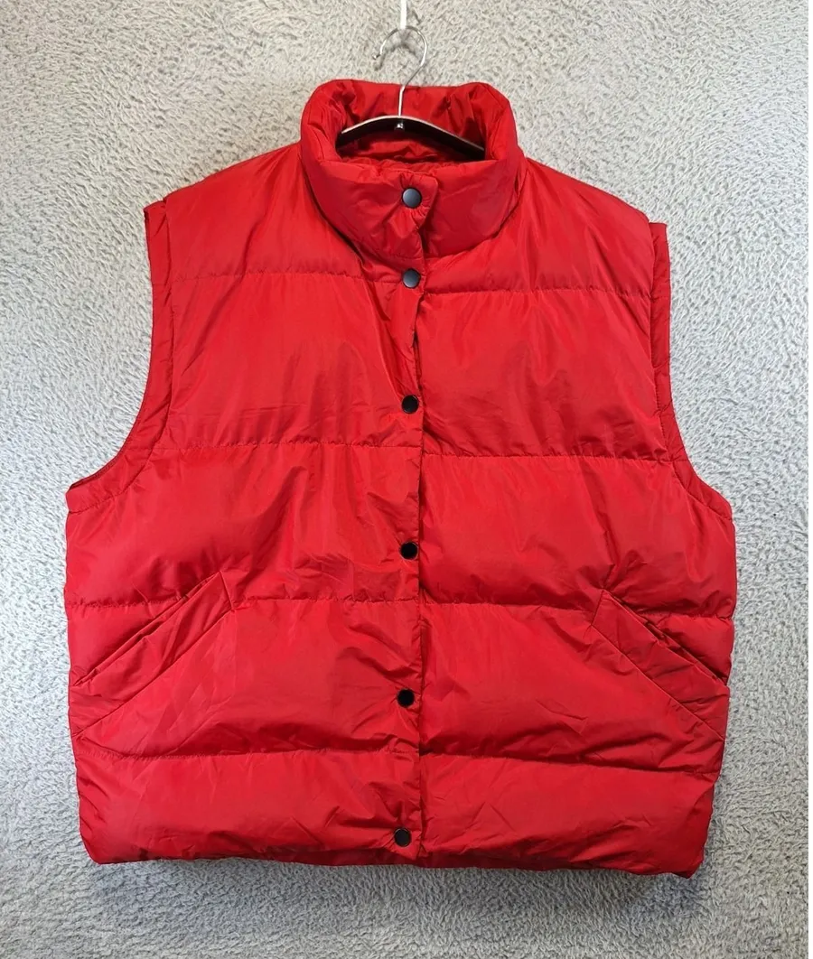 Wantdo Puffer Vest Womens 2XL Red Quilted Winter Sleeveless Snap Button Outdoor Size undefined