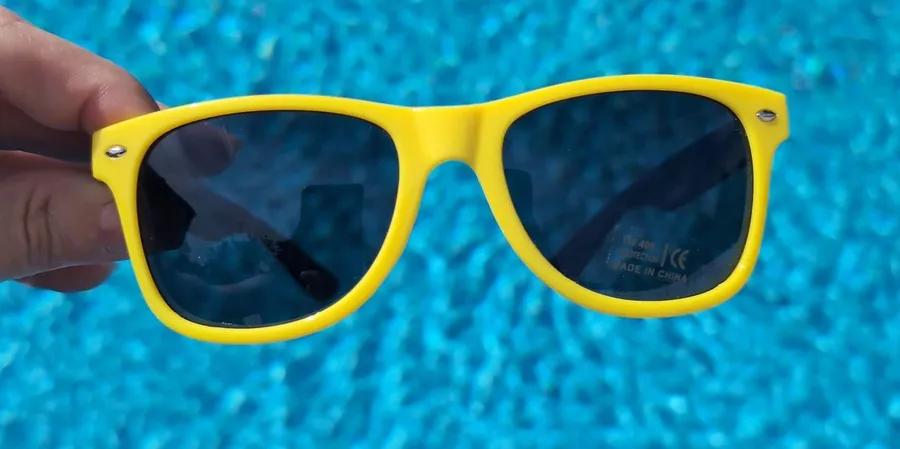 Cupcake Wine Vineyards Yellow & Blue Choose Joy Branded 400 UV Sunglasses