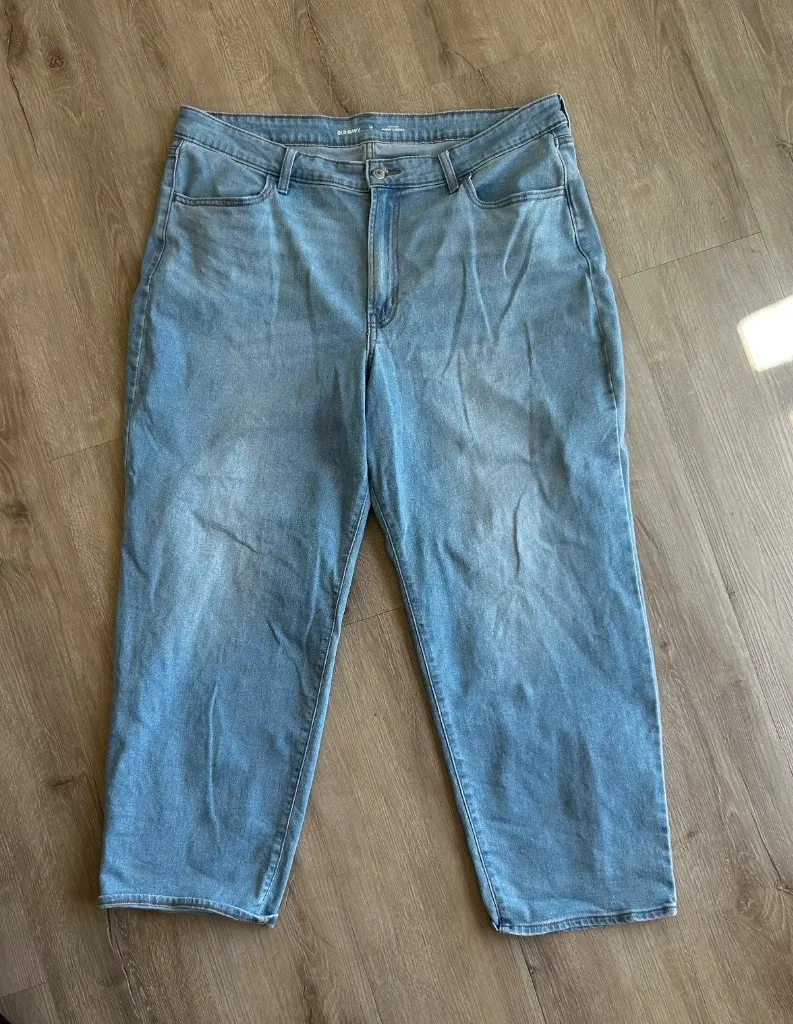 Old Navy High-Waisted Wow Loose Jeans – Size 18 Short – NWOT