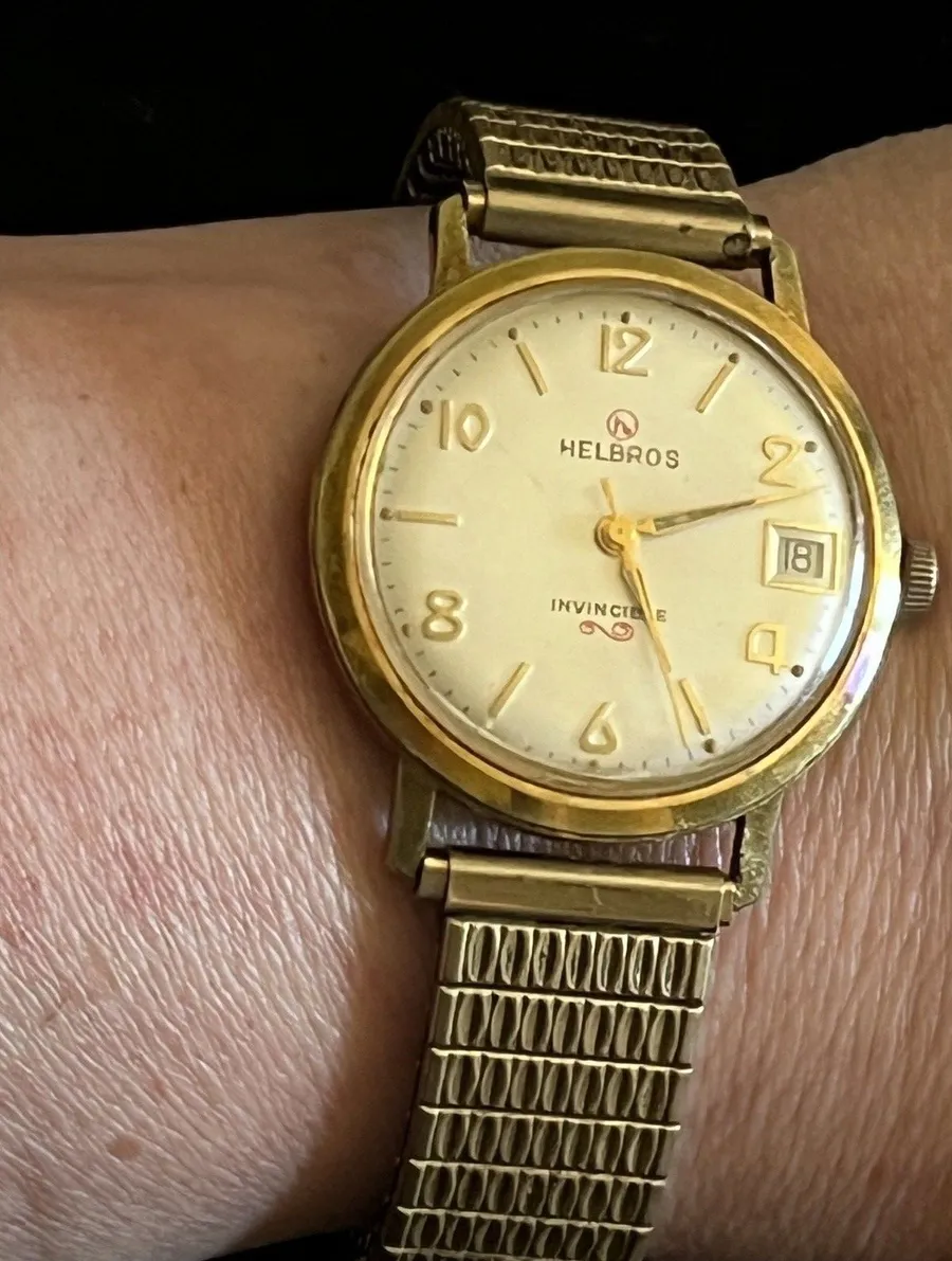 Helbros Size ONE SIZE Vintage Gold