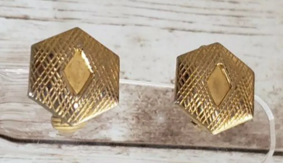Vintage Clip On Earrings
