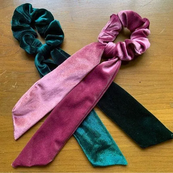Lot of 2 Ribbon Scrunchies