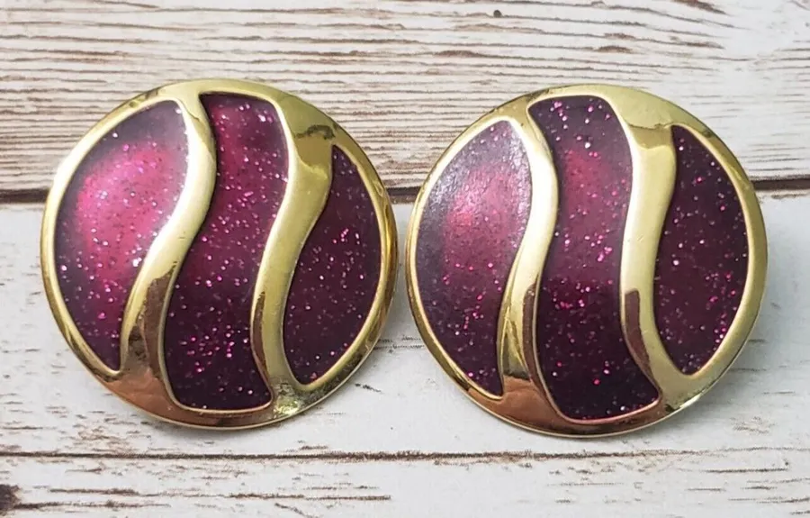 Vintage Clip On Earrings