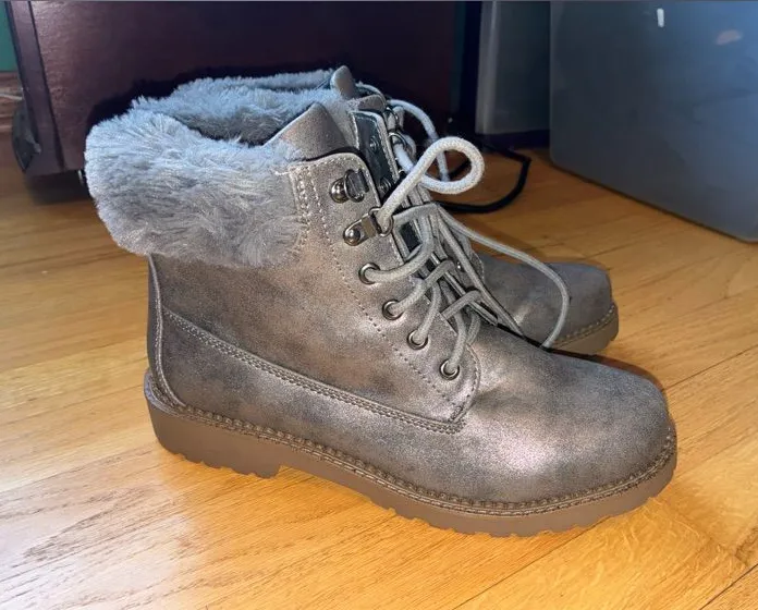 Esprit Metallic Gray Faux-Fur Lace-Up Ankle Boots