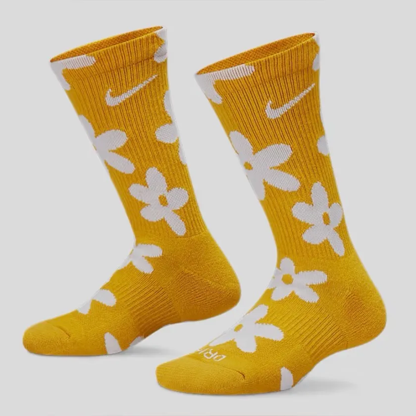๐ Rare Custom Nike DRI-FIT Daisy Crew Socks ๐Size Medium, NWOT