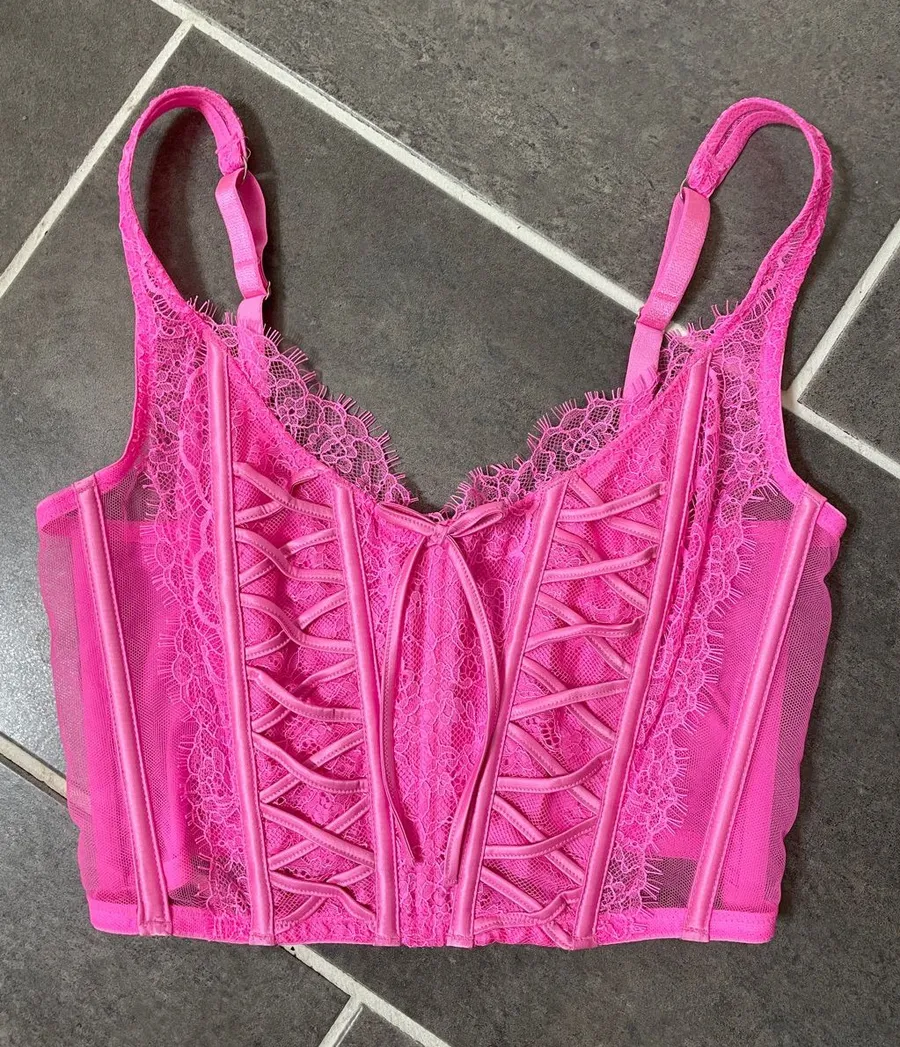 Victoria’s Secret Dream Angels Pink Lace Corset Bra size Small/DD
