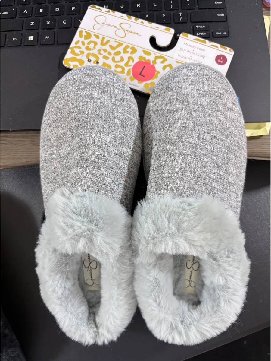 Slippers L 8