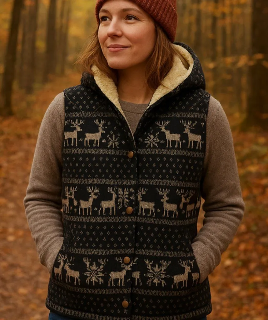 Free People Quilted Vest Fleece Lined Hood Deer Pattern Size Extra Small