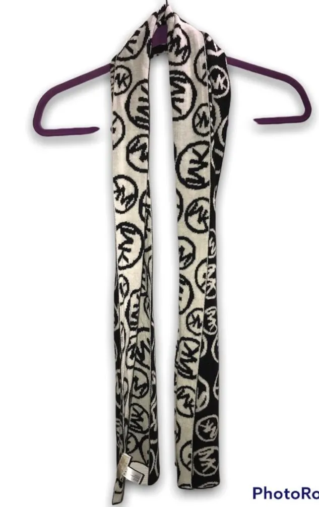 Michael KORS Black and White Scarf