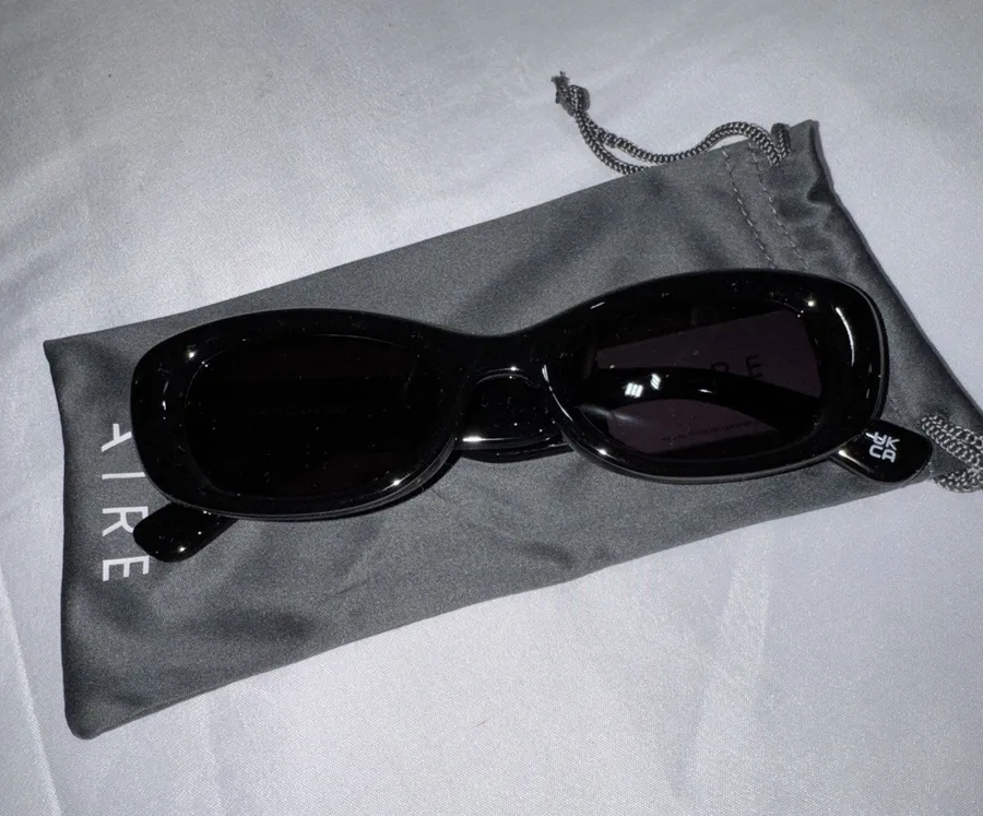 Aire Calisto Sunglasses Black Oval Womens CALISTO AIR 2442230 UV Protection New
