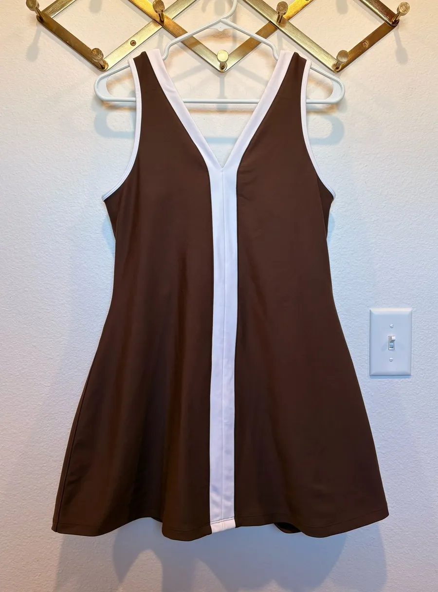 Abercrombie YPB sculptLUX V-Neck Active Dress • Large Petite