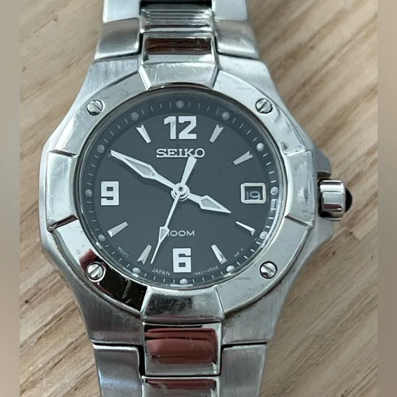 Seiko Coutura Ladies Watch Stainless Steel Bracelet Black Dial Date Window