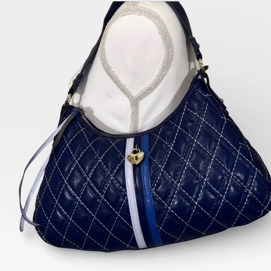 Victoria’s Secret Quilted Navy Blue Shoulder Bag w/ Heart Charm Y2K Vintage