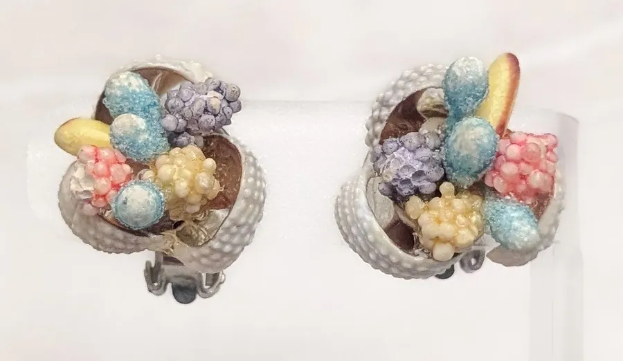 Vintage Clip On Earrings Colorful Shell Beach 7/8"