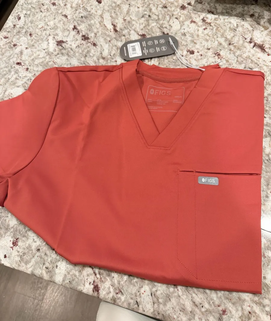 Men’s FIGS Scrubs Set