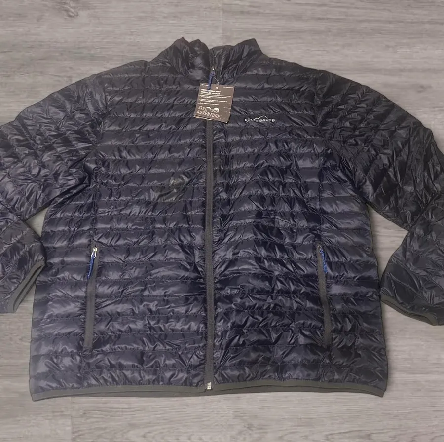 Eddie Bauer Men’s Microlight Traveler Jacket