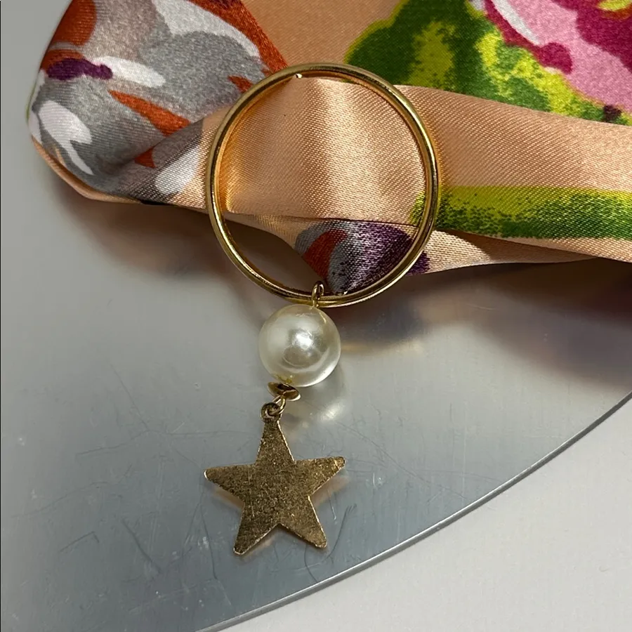 Gold Round Scarf Ring