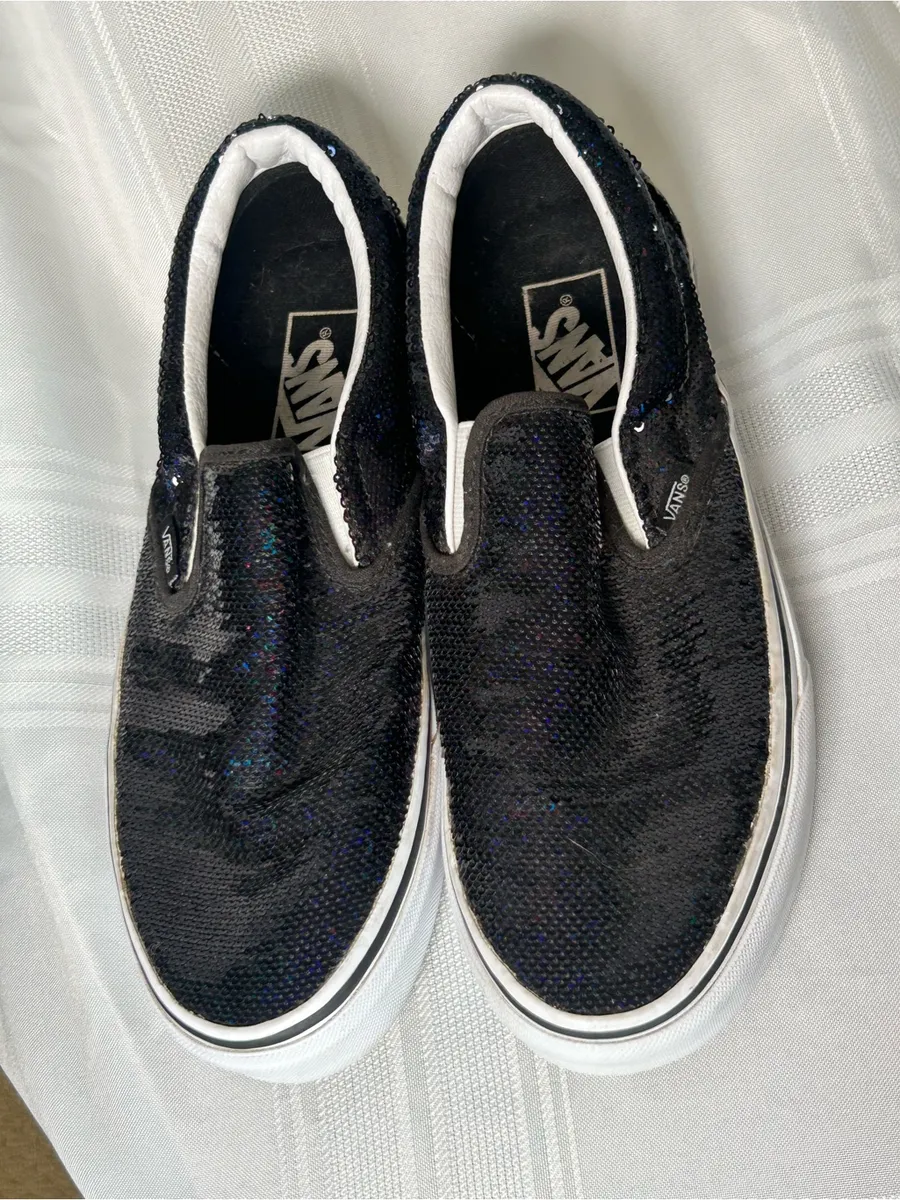 Vans Slip-On Sneakers in black with micro sequins. Size 8 women 6.5 men EUC.