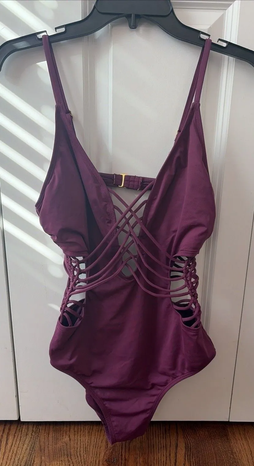 Ambrielle Women's Strappy Criss Cross One Piece Swimsuit Purple Size Large