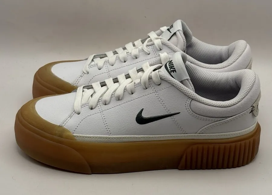 Nike Court Legacy Lift White Vintage Green Gum FV5526-100 Women's Size 6.5 US