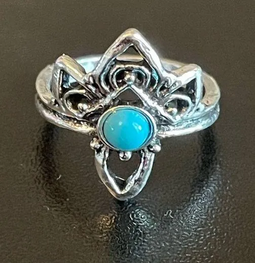 Turquoise stone boho ring size 4.5