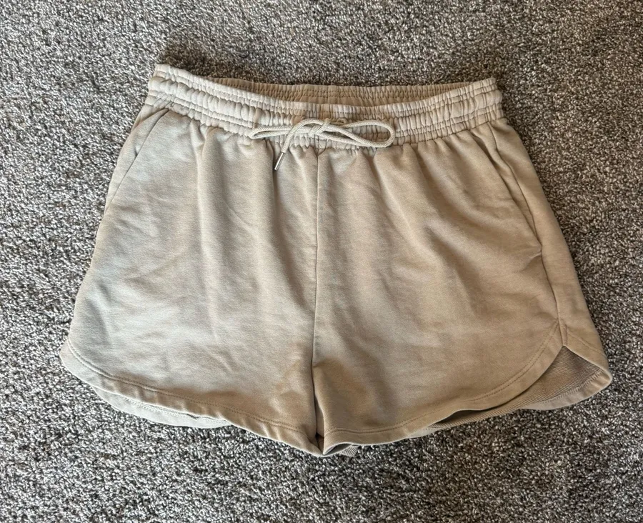 Beige Shorts H&M