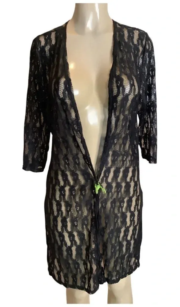 Love Ryan Size Medium Black Los Angeles Lace Cover. New With Tags.