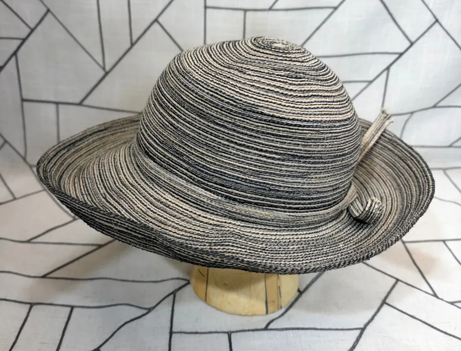Sunday Afternoons Sun Hat OS Black Tan Striped Wide Brim Polyester Bow Detail