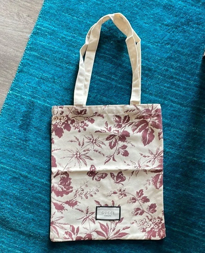 Gucci Bloom Beauty Floral Tote Bag NEW